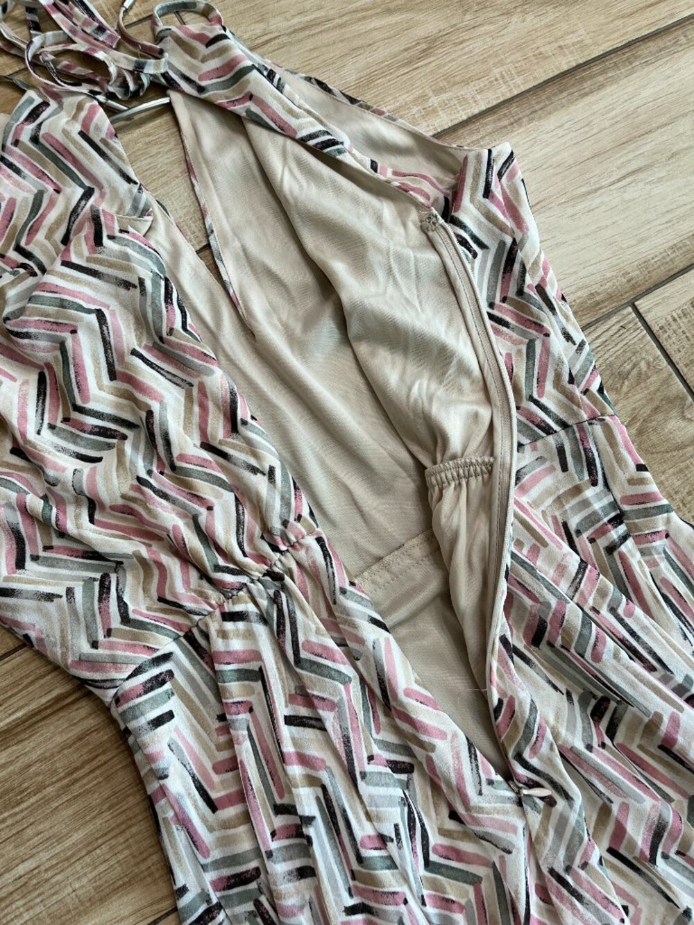 Womens NWT White House Black Market Pink Printed Maxi Dress - 4 - Picture 8 of 9
